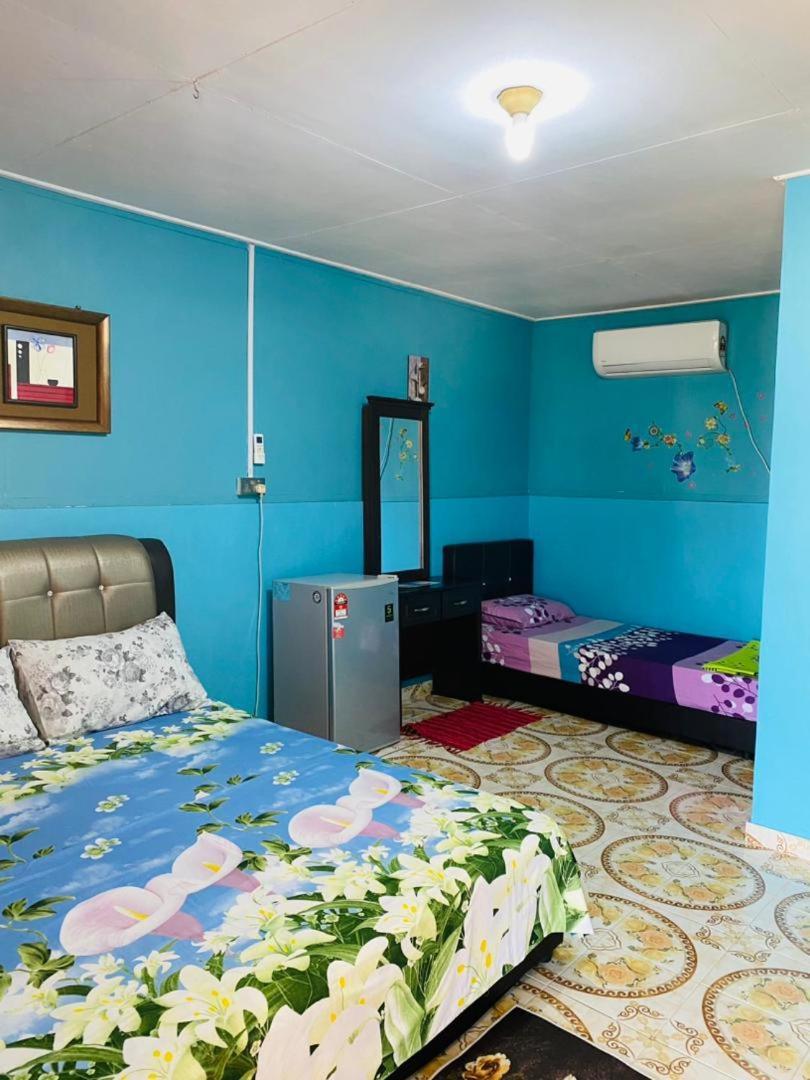 Ella'S Place Salang Tioman Kampong Ayer Batang Kültér fotó