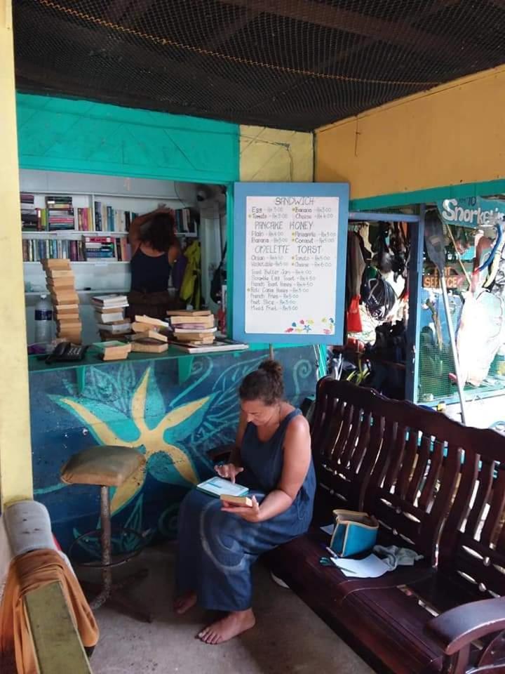 Ella'S Place Salang Tioman Kampong Ayer Batang Kültér fotó