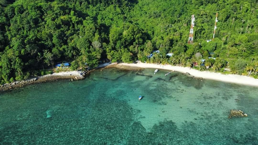 Ella'S Place Salang Tioman Kampong Ayer Batang Kültér fotó