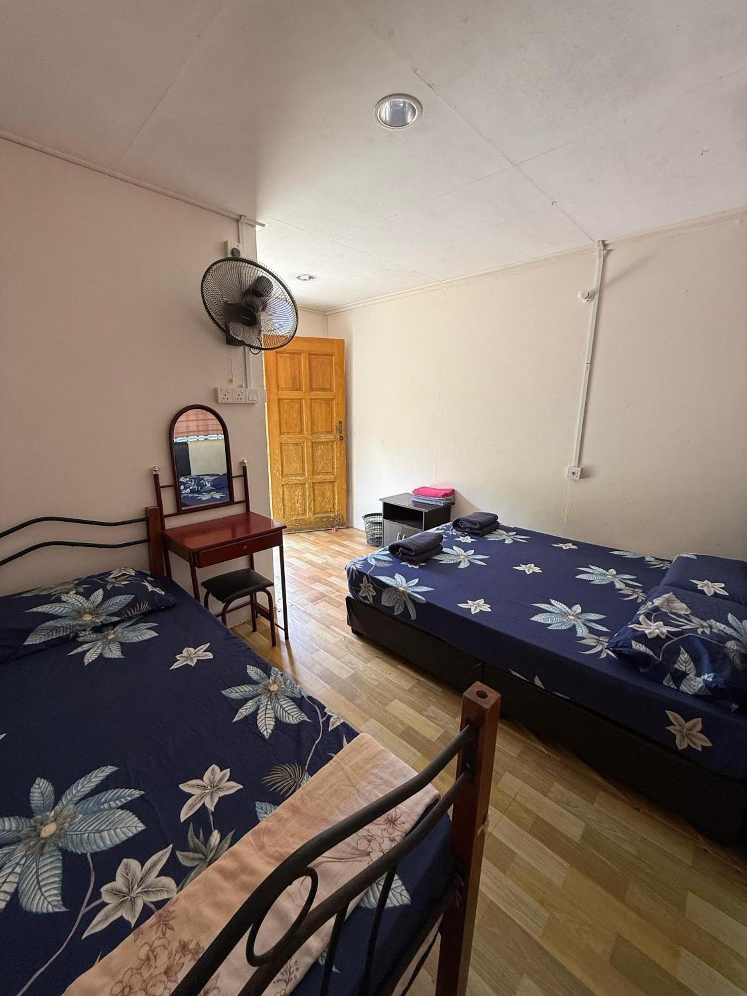 Ella'S Place Salang Tioman Kampong Ayer Batang Kültér fotó