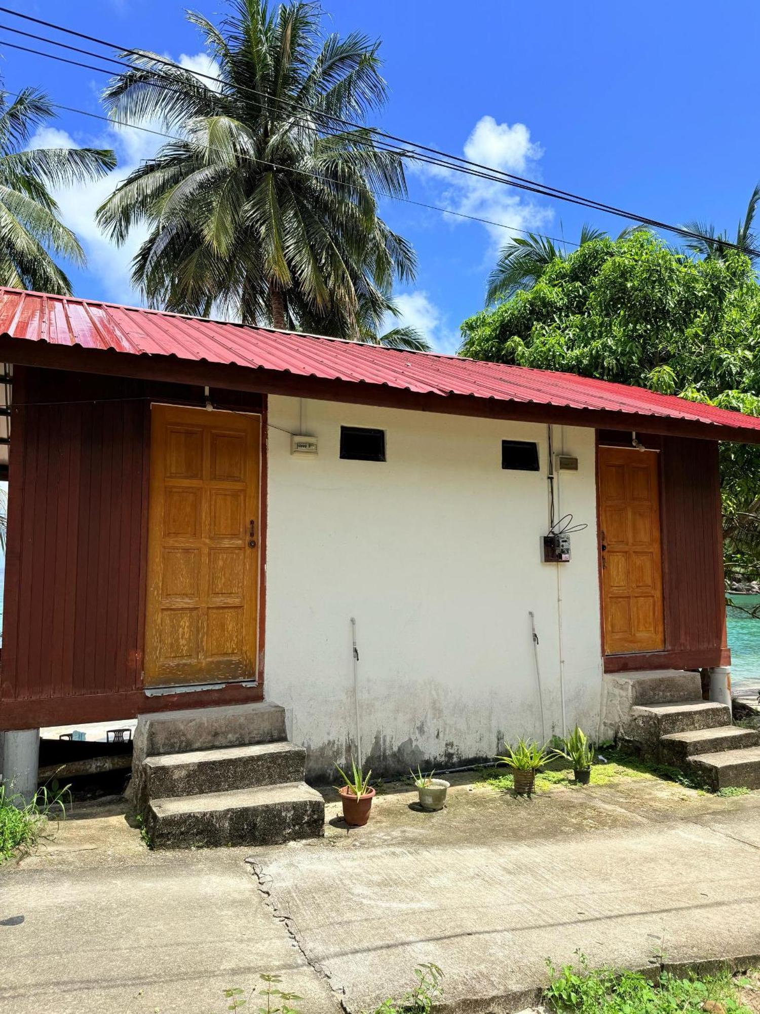 Ella'S Place Salang Tioman Kampong Ayer Batang Kültér fotó